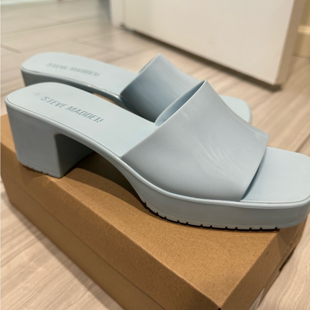 Steve Madden sandals.